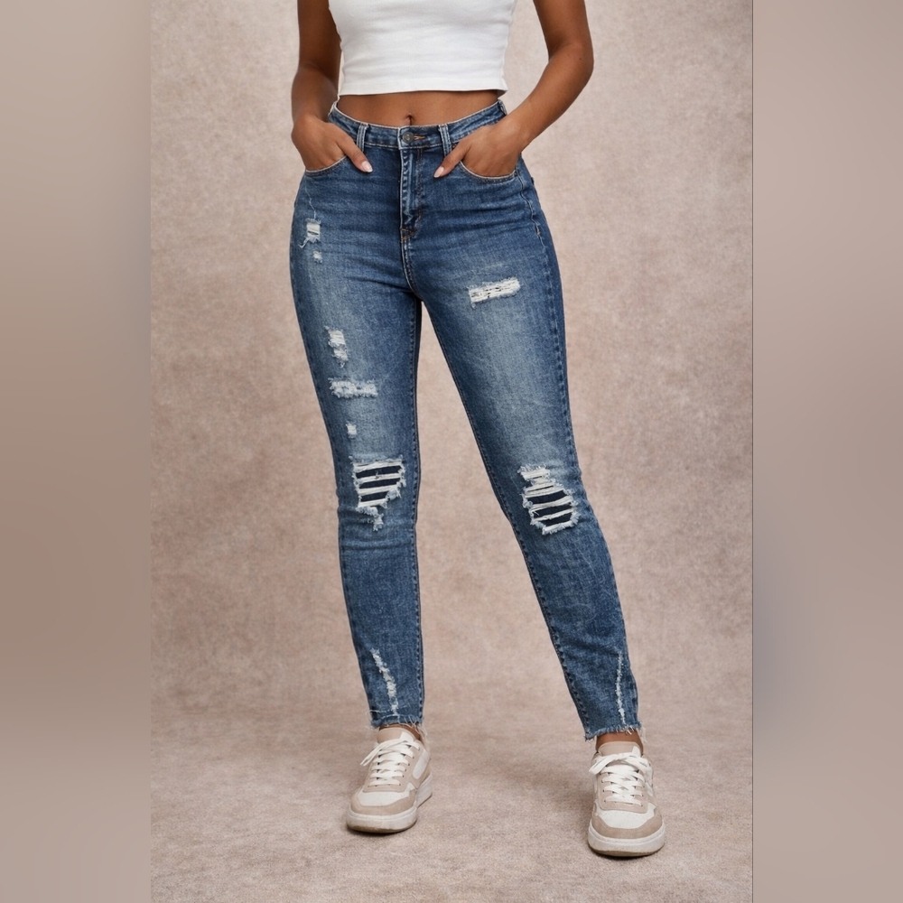 Vintage Mudd Women's High Rise Ripped Skinny Jeans - Blue